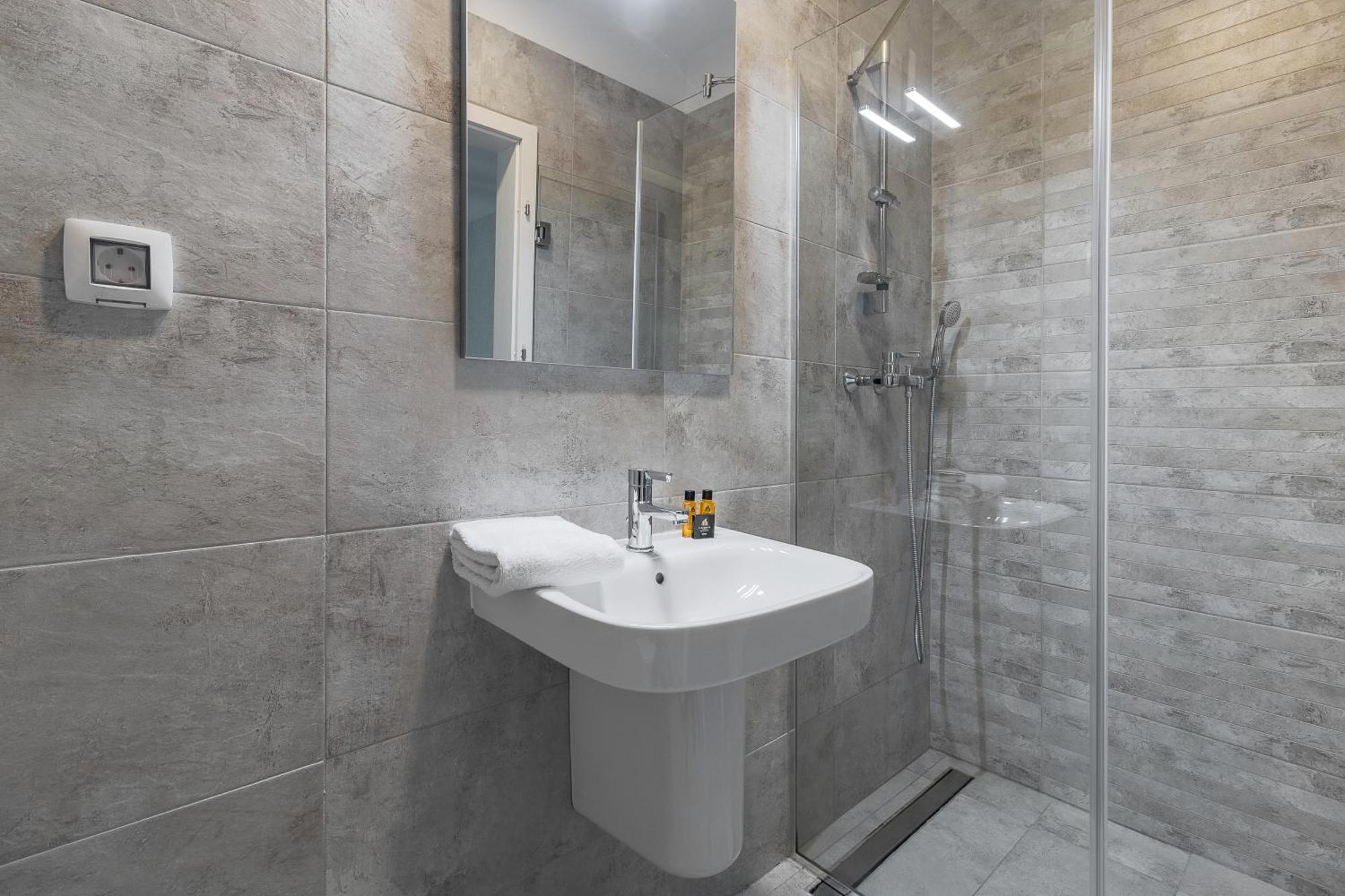 Rosewood Gold Apartment ออราแด ภายนอก รูปภาพ